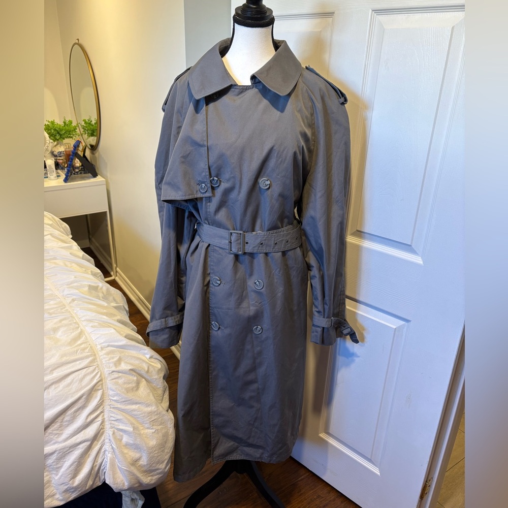 Vintage Moore’s Men’s Trench Coat 46 Tall Gray Belted Raincoat